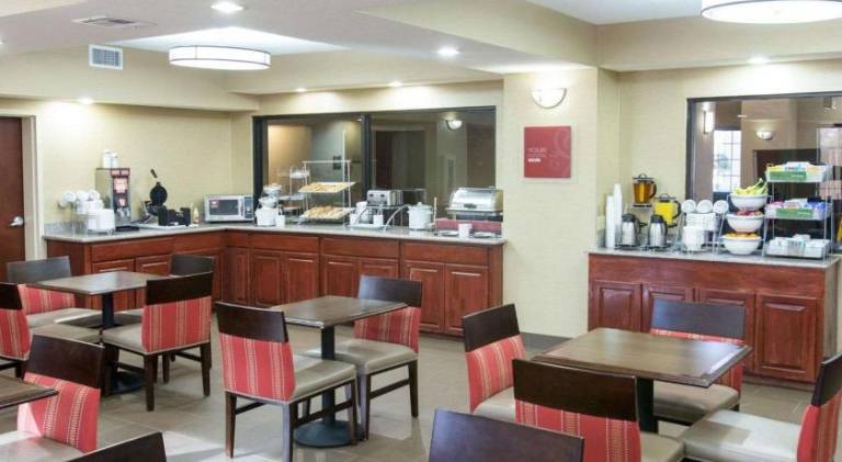 Comfort Suites Idabel — photo 5