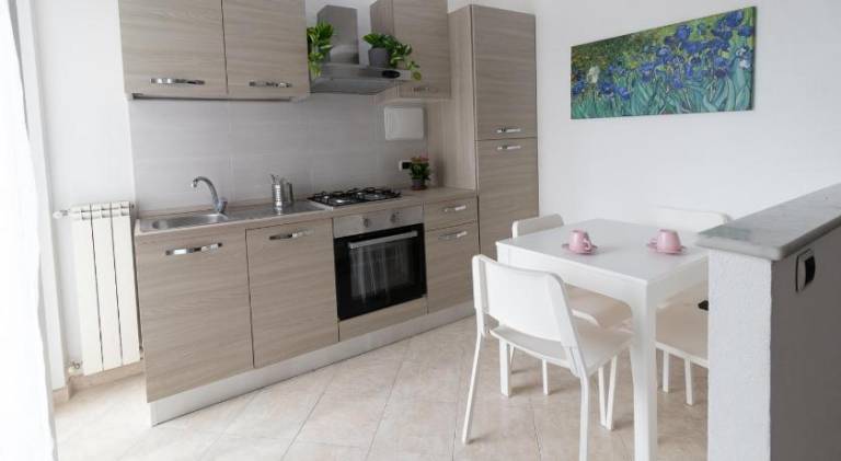 Holiday apartment with 2 rooms for 6 persons — photo 3