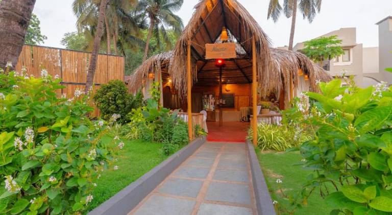 Whispering Palms Beach Resort — photo 5