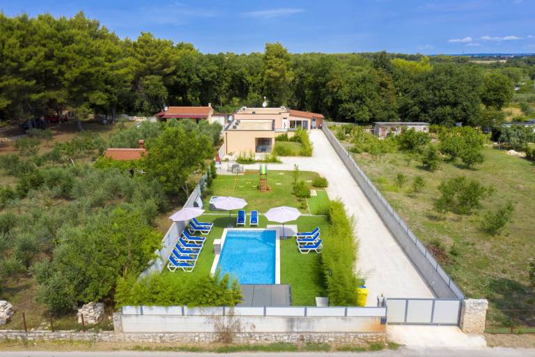 Holiday Estate Stancija Mato&scaron;i& 196;& 135;