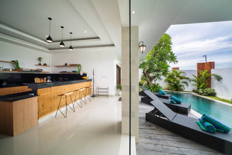 Selina_Berawa +3 BDR Brand NEW Villa HUGE Pool — photo 3