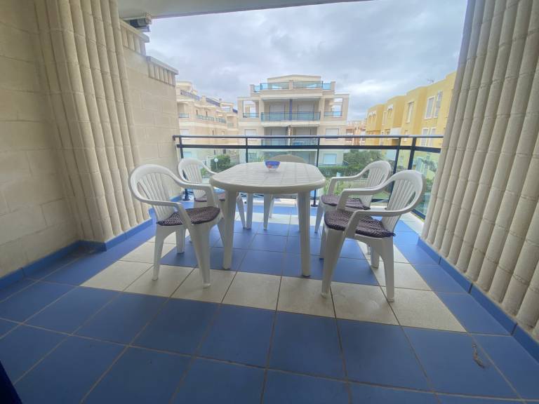 Apartment with yard & pool — photo 2