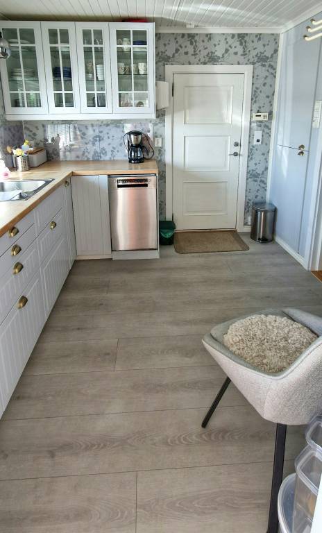 Family-oriented pleasant vacation home with barbecue, garden & terrace | Sea view | Dogs allowed — photo 5