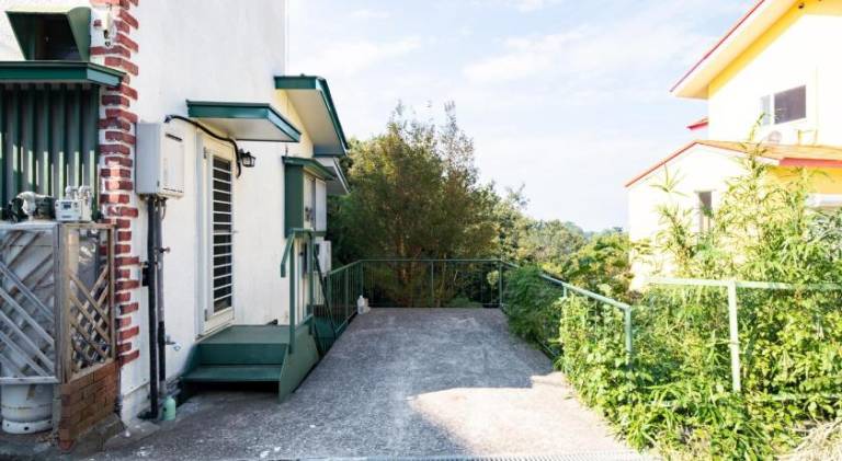 House with garden — photo 4