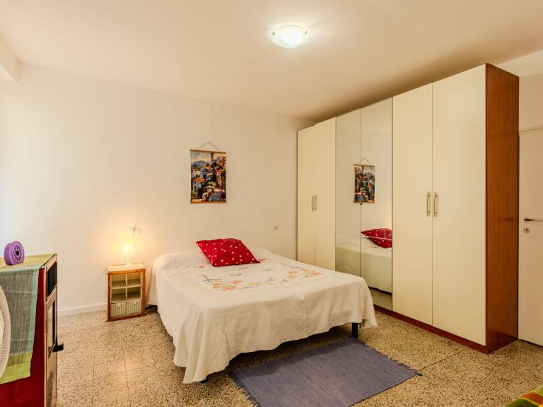 Rental apartment with barbecue & terrace — photo 3