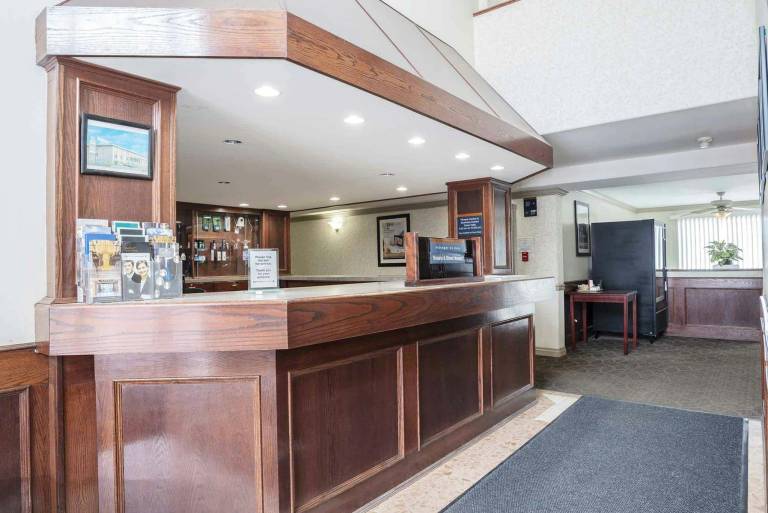 Sandman Inn Smithers — photo 3
