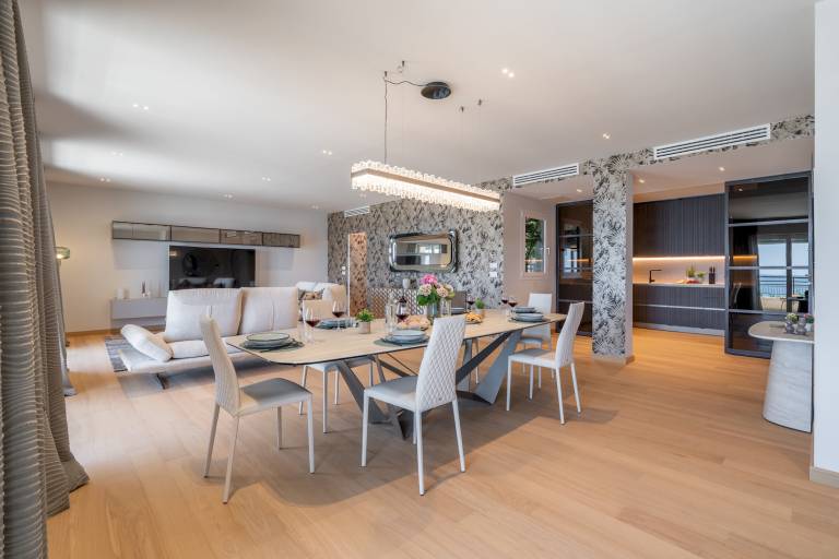 Holiday apartment with patio | City view — photo 4