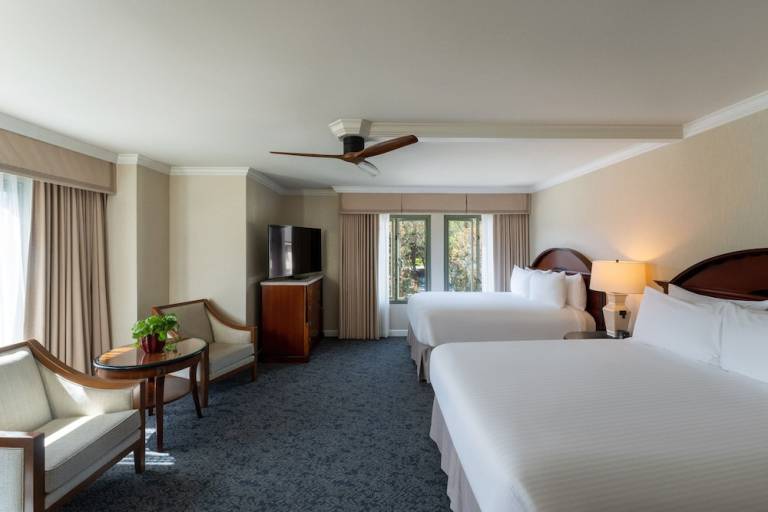 Resort Monterey
