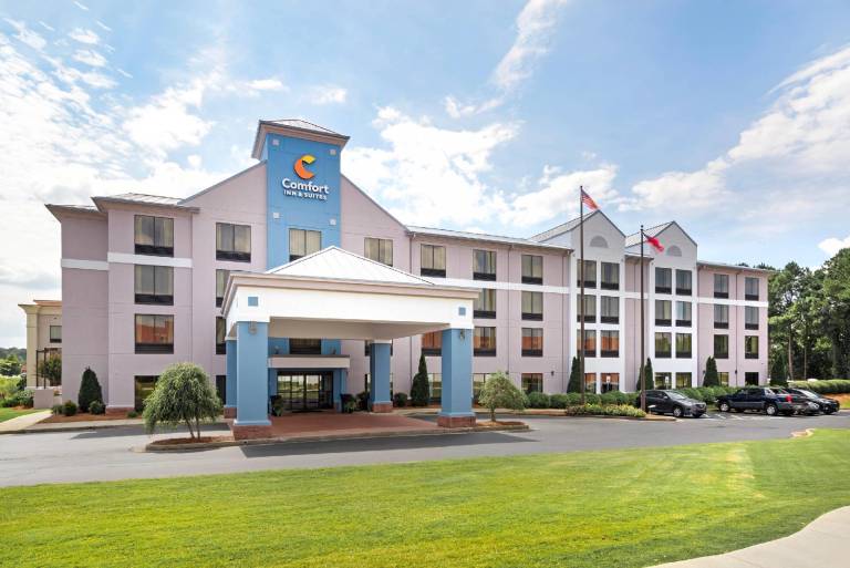 Comfort Inn & Suites Carrollton — photo 2