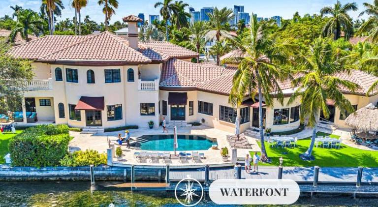 Majestic Waterfront Villa Venice of America Heated Pool Canal View Access Royal Key in Fort Lauderdale, FL