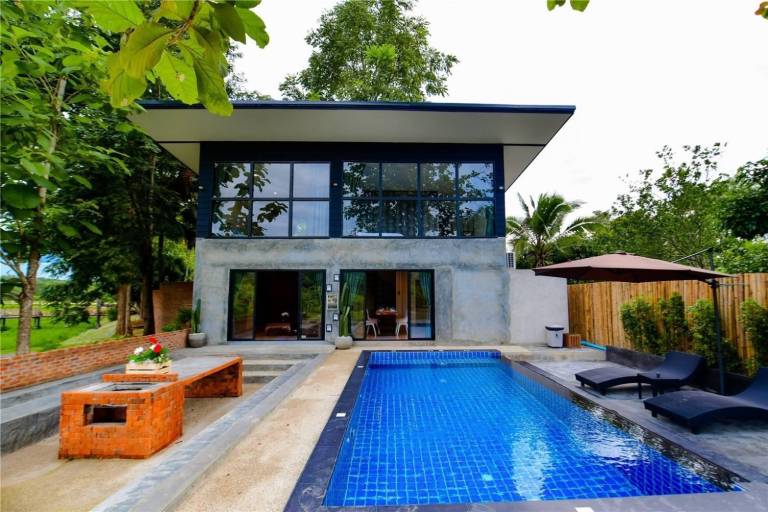 Villa with private pool & patio | Dogs allowed in Chiang Mai