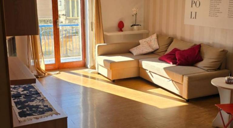 Apartment with 2 rooms for 6 persons in Naples