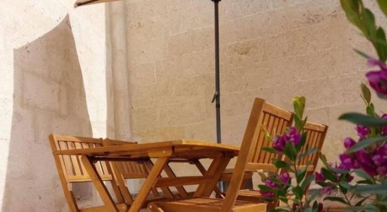 Vacation home with patio | Pet-friendly — photo 5