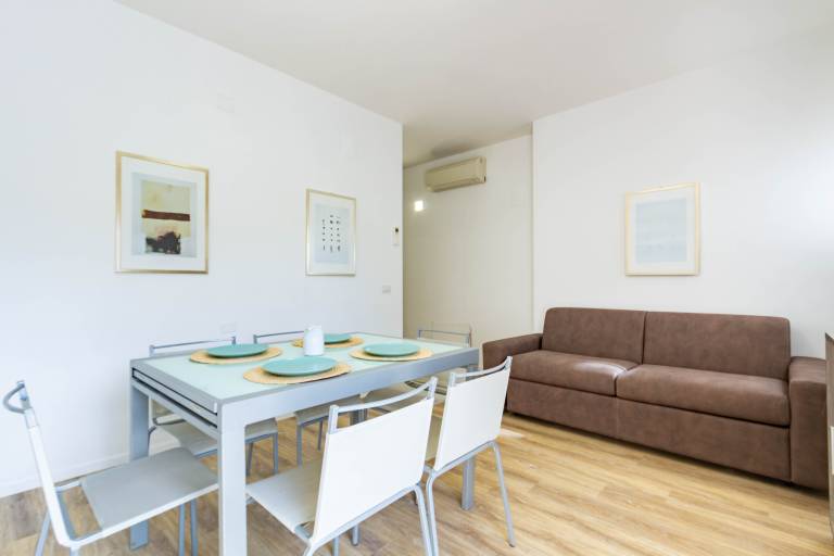 Rental apartment with 2 rooms for 6 persons — photo 5