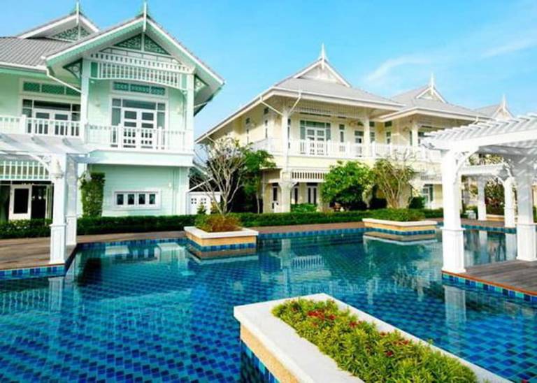 Villa  Cha-am