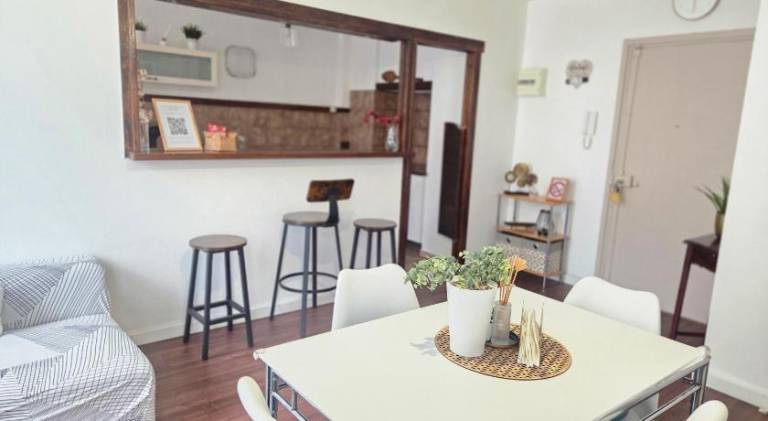 Holiday apartment with 2 rooms for 5 persons in Évry-Courcouronnes