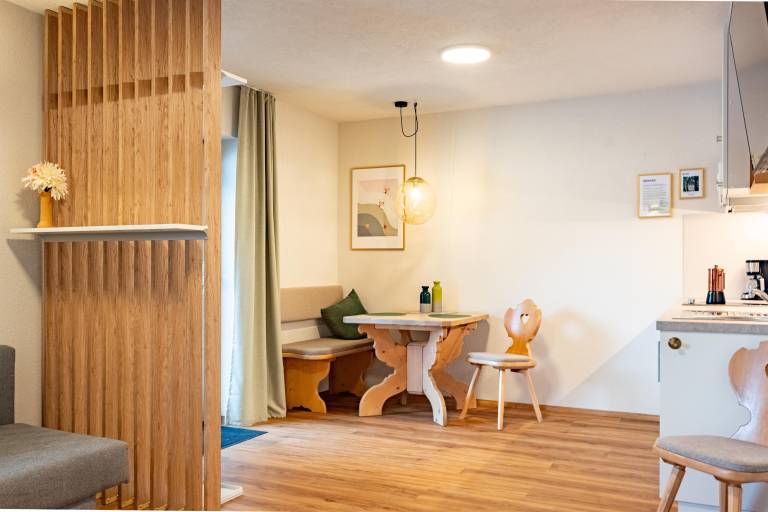 Holiday apartment with yard & patio | Mountain view — photo 5