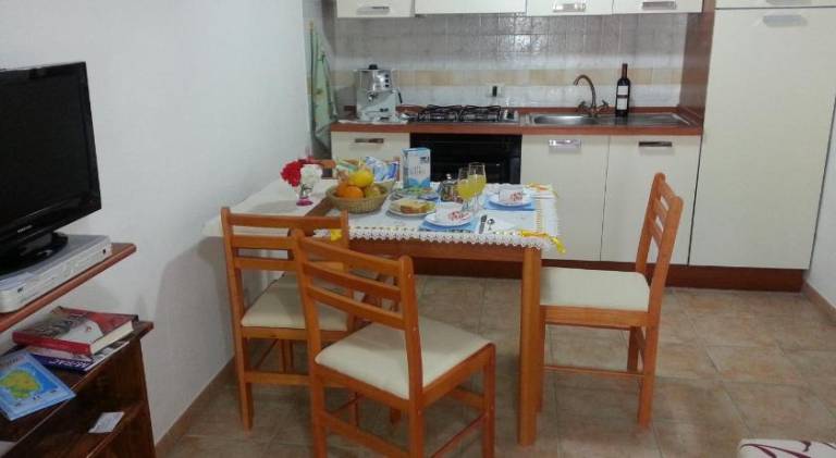 Vacation home with garden & BBQ — photo 2