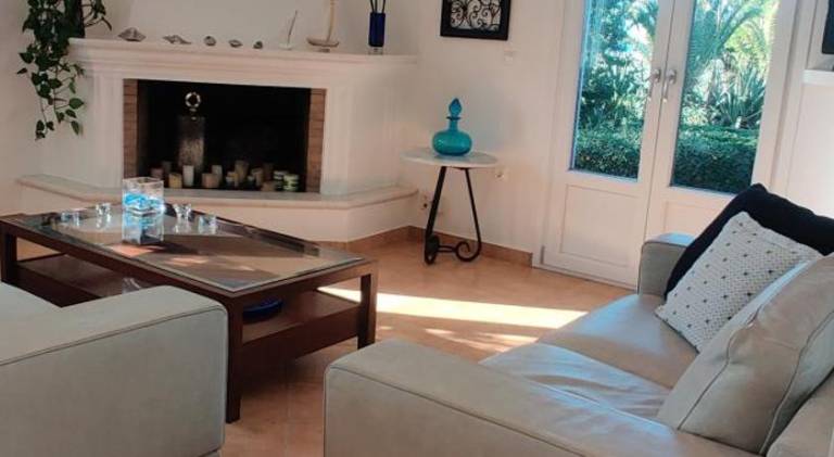 Rental apartment with pool — photo 4