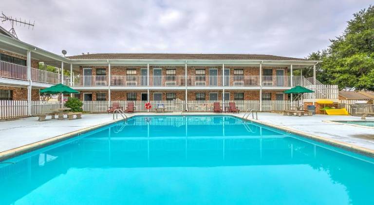 Lake View Inn — photo 3