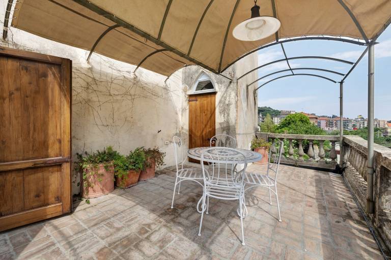 Pet-Friendly Apartment Trilocale Ginevra with Mountain View, Balcony & Wi-Fi — photo 3