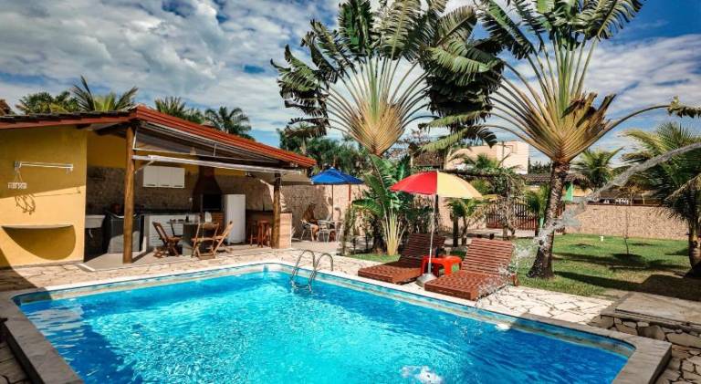 Wonderful vacation home with pool | Pet-friendly in Caraguatatuba