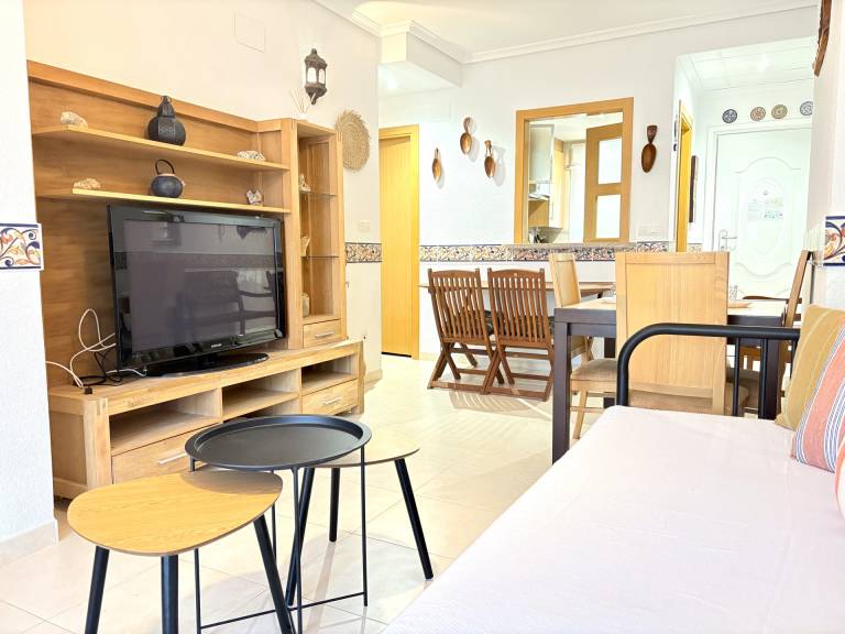 Apartment with patio & pool | Sea view — photo 4