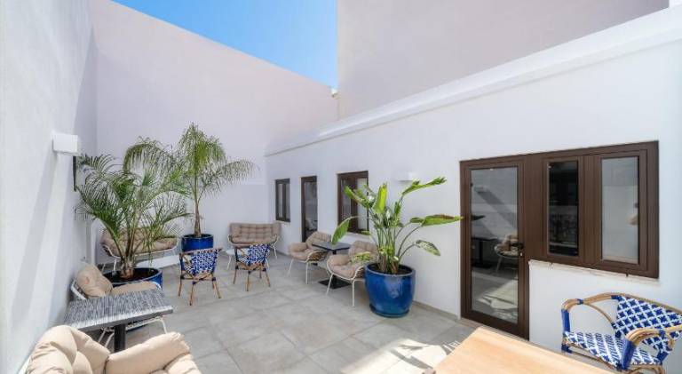 Wonderful vacation home with patio | Dogs allowed in Portimão