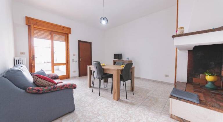Rental apartment with 3 rooms for 10 persons in Melendugno