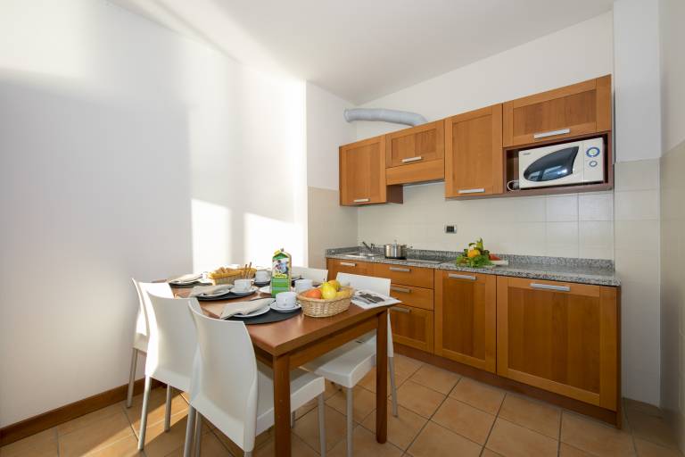 Family-oriented holiday apartment with patio | Water view | Beach nearby | Pet-friendly — photo 4