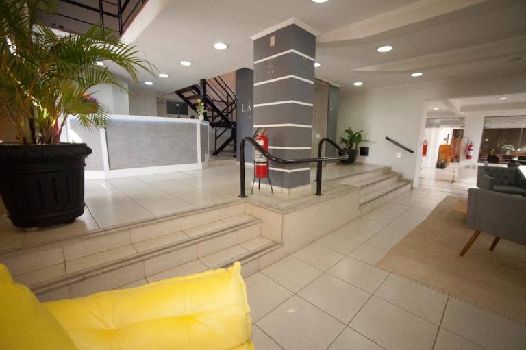 Láparos Hotel