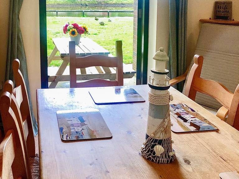 Cottage with garden | River view — photo 5