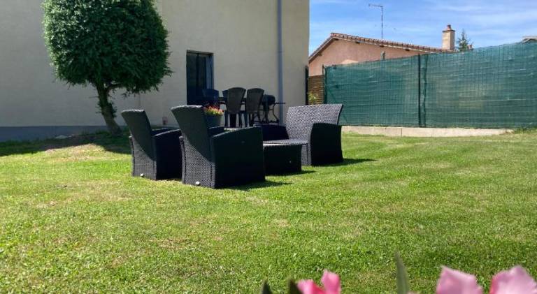 Holiday apartment with 1 room for 4 persons in Verdun