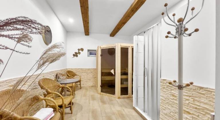 House with hot tub | Close to the ski | Pets are welcome — photo 4