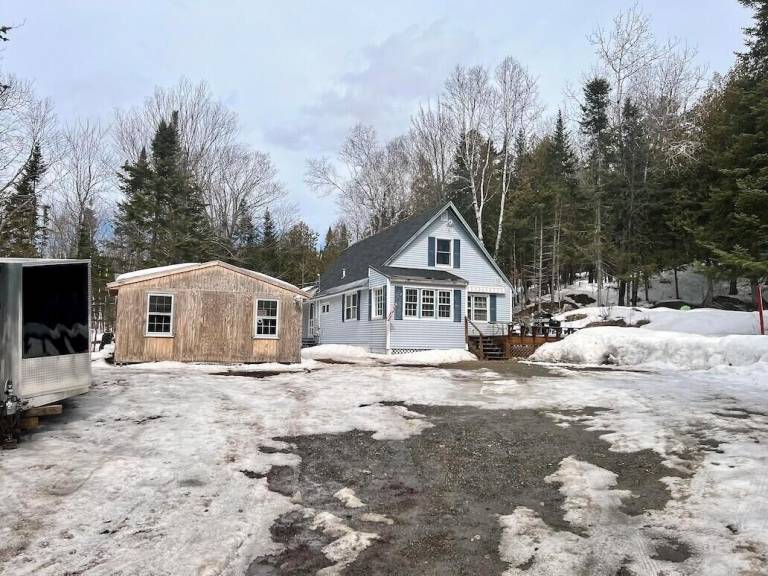 House  Rangeley