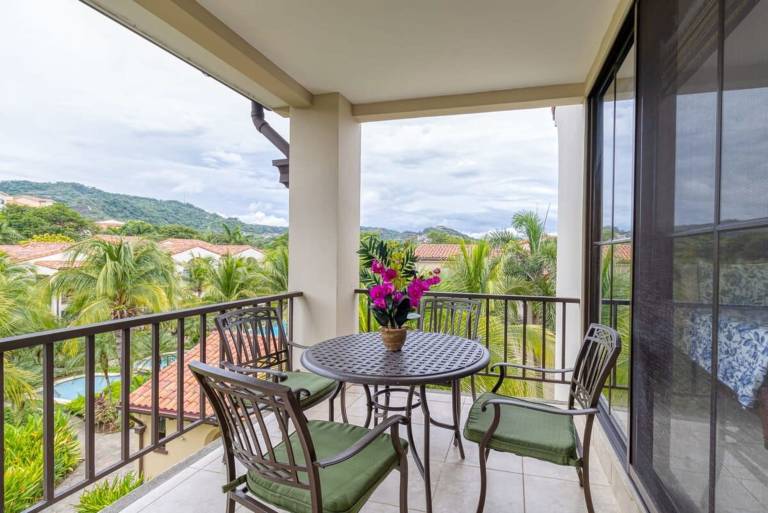 3 Bedroom 2 Bath Condo Overlooking Pool