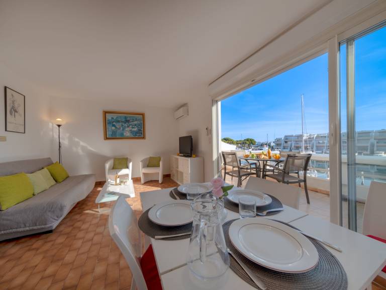 Apartment with patio | Close to the beach | Pet-friendly — photo 4