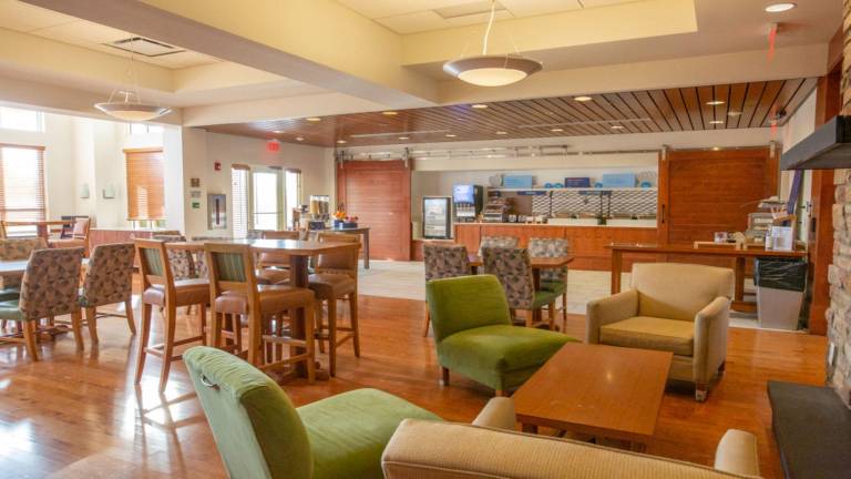 Holiday Inn Express Columbus Airport Easton By IHG — photo 4