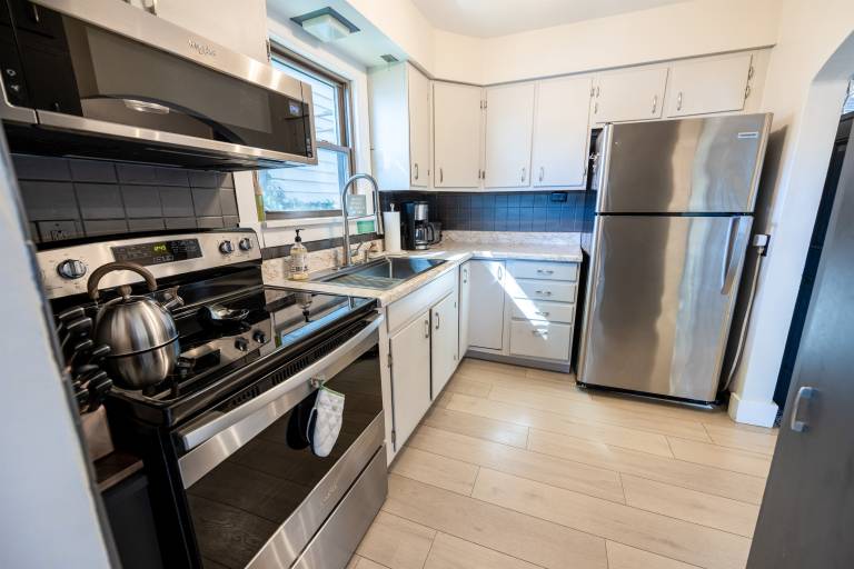 Child-friendly cottage with yard & grill | Lake view | Pet-friendly — photo 5