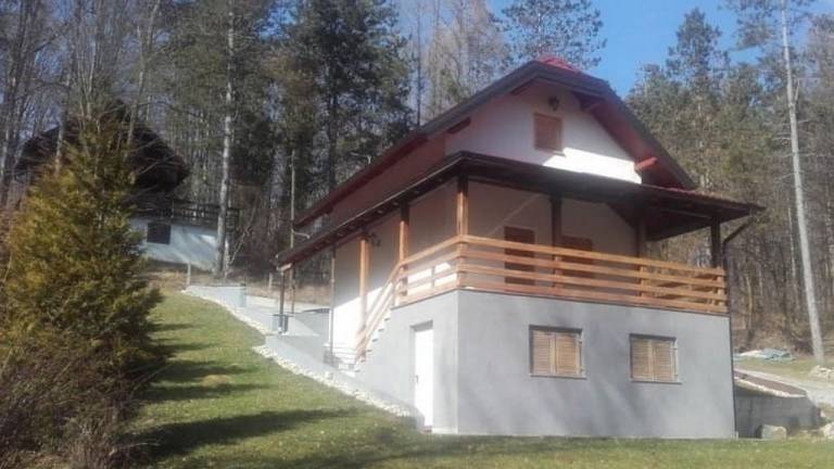 kuća  Podgarić
