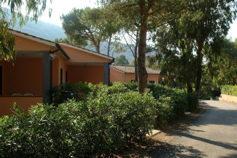 Ferienwohnung  Nisporto