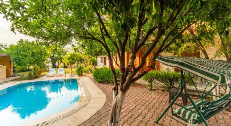 House with private pool, barbecue & yard | Good for workation — photo 5