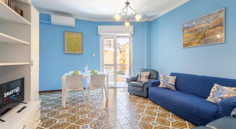 Apartment with 2 rooms for 6 persons — photo 2