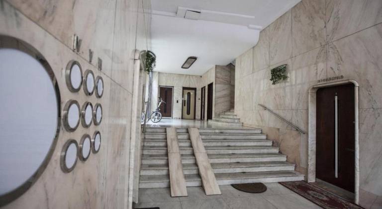 Luxury Bauhaus Apartment — photo 2