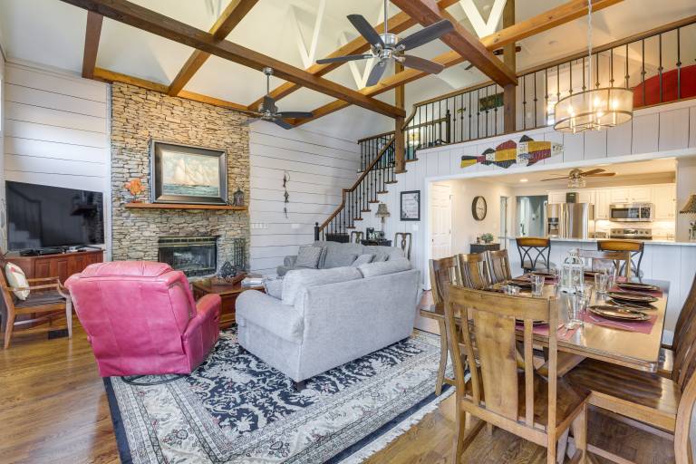 Waterfront Lay Lake Retreat w/ Dock & 3 Piers! — photo 4