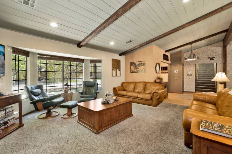 Moose Manor Estate at Big Bear- Hot Tub- Games — photo 4