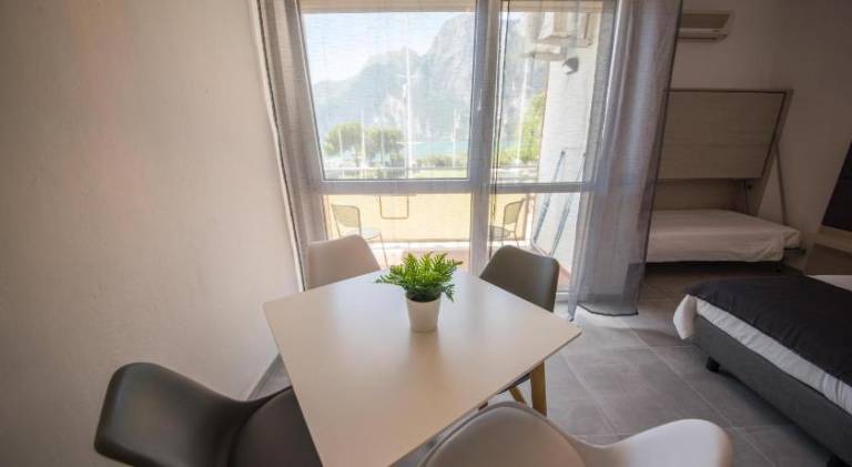 Serviced apartment with terrace — photo 5