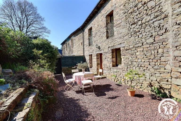 Le Gu&eacute; de Broc&eacute;liande