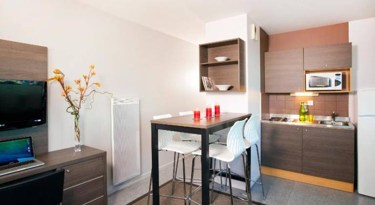 Serviced apartment | Close to Lille Cathedral — photo 3