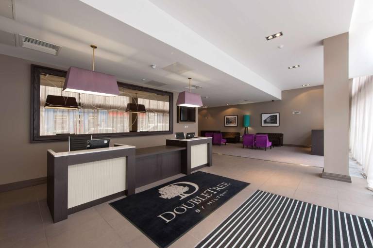 DoubleTree by Hilton Edinburgh City Centre — photo 4